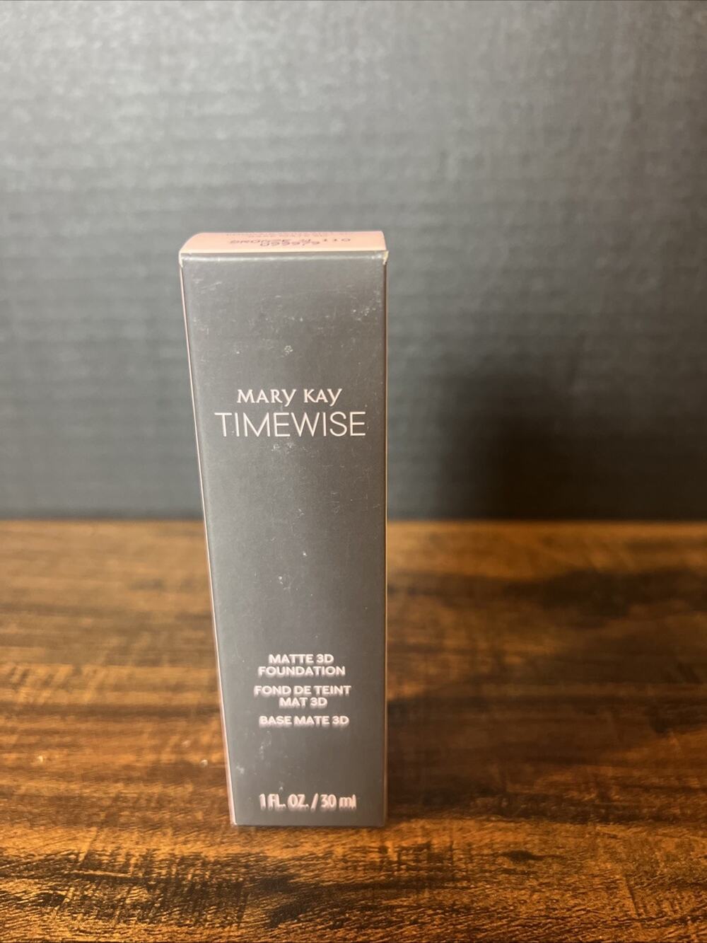 Mary Kay TimeWise Matte 3D Foundation Bronze W-110 NIB